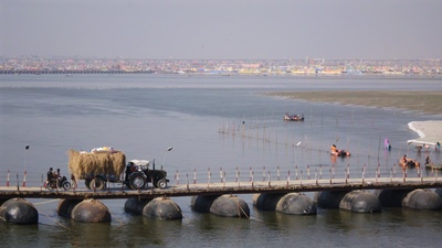 dsci1816_pontonbruecke_400x225