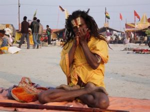 dsci1949_sadhu_chillum_rauchend_348x261