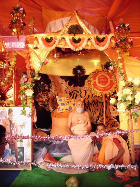 dsci2143_sri_mehant_sri_godavari_giri_ji_maharai_450x600