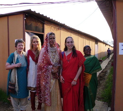 dsci2302-braut_m-_begleitung_500x450