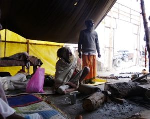 dsci2475_im_yogi-camp_402x318