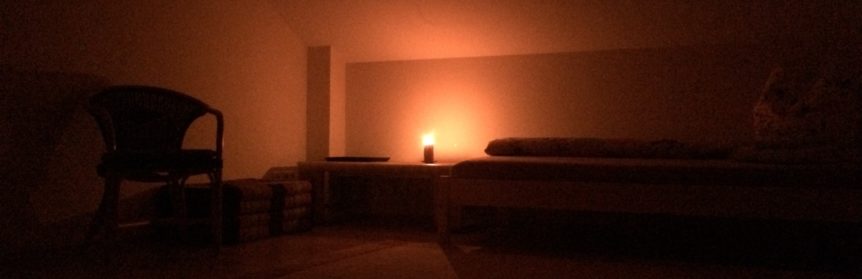 Dunkelraum im Dunkelretreat, Rauhnächte im Dunkelretreat, Saskia John, Österreich. Schweiz, Deutschland