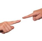 Klärungsgespräch, Vorwürfe; Saskia John